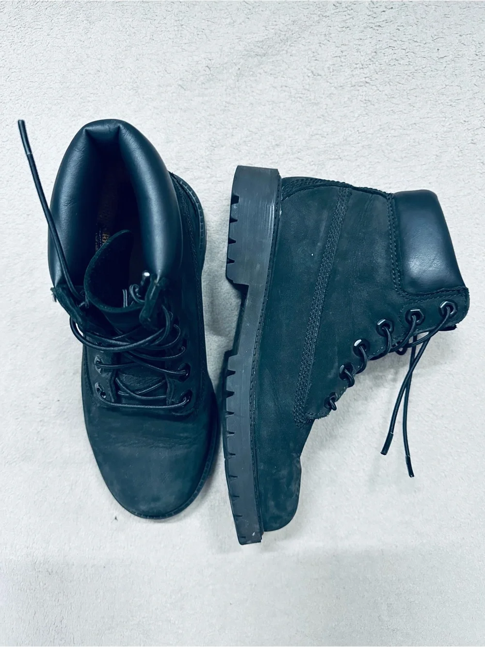 Timberland Premium 6-Inch Waterproof Boots in black nubuck Boys Size US 4 EU 36